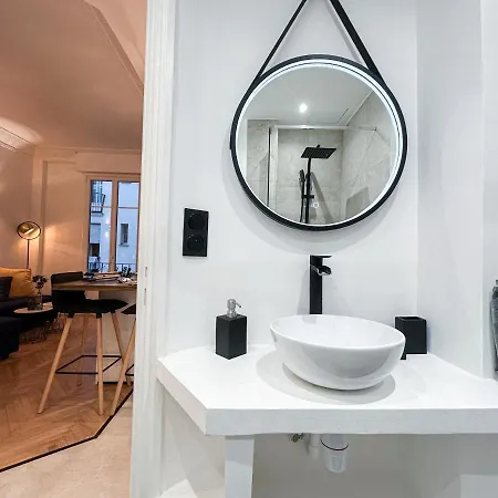 Clemenceau - Central, Calme, Cosy, Moderne Appartamento Nizza